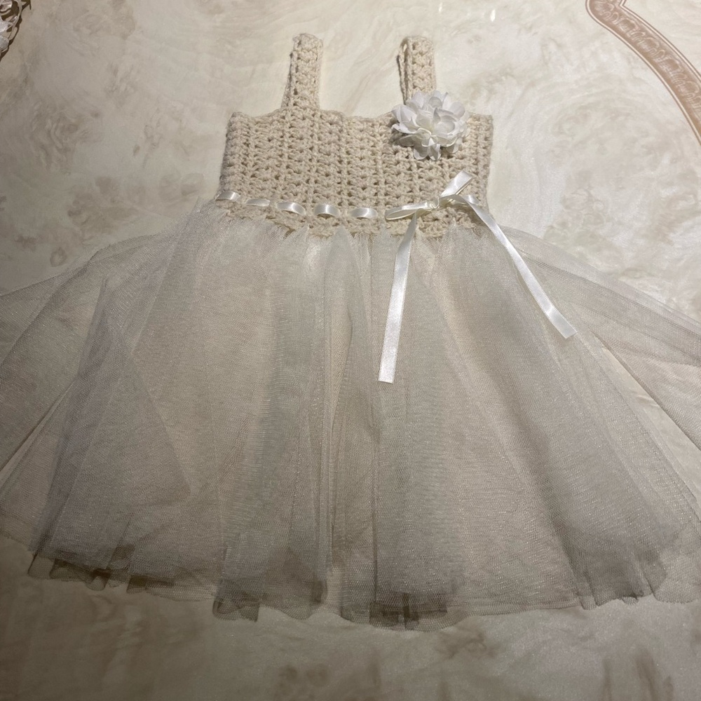 Baby Girl Dress. 6 - 12 months